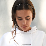 Sustainable and stylish, this minimalist checkered headband features a super skinny, ultra-thin shape that blends comfort with structure. Wrapped in eco-friendly vintage fabric, it’s thoughtfully crafted at Maison Soyenne’s studio in Seoul with the planet—and your style—in mind. Whether you're going for a casual look or a classic, timeless vibe, this minimalist black and white checker pattern adds the perfect finishing touch.
