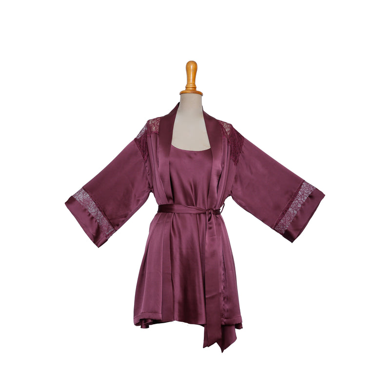 maisonsoyenne, couture robe, handcrafted with love, handmade in USA, silk robe, luxury robe, mulberry silk robe, silk kimono robe, wedding gift, bridesmaid gift, vintage silk robe, french Chantilly lace robe, Valentine's day gif for her, wedding gift for her, luxury fashion style, luxury life styles